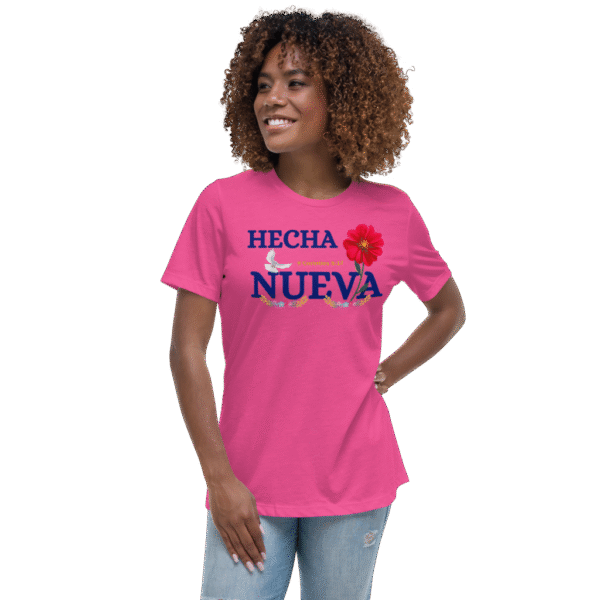 HECHA NUEVA - I COR 5:17 CAMISETA Ancha y Holgada - Women's Relaxed T-Shirt